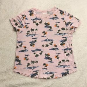 Graphic tee Beach design